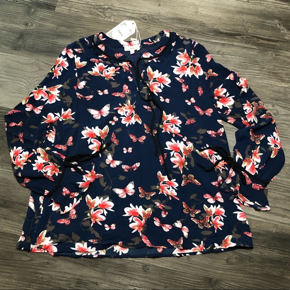 entro Tops - NWOT Entro | Large | Floral Blouse 👚
